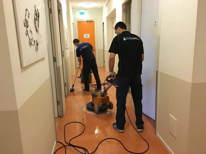 Corridor floor buffing before and after